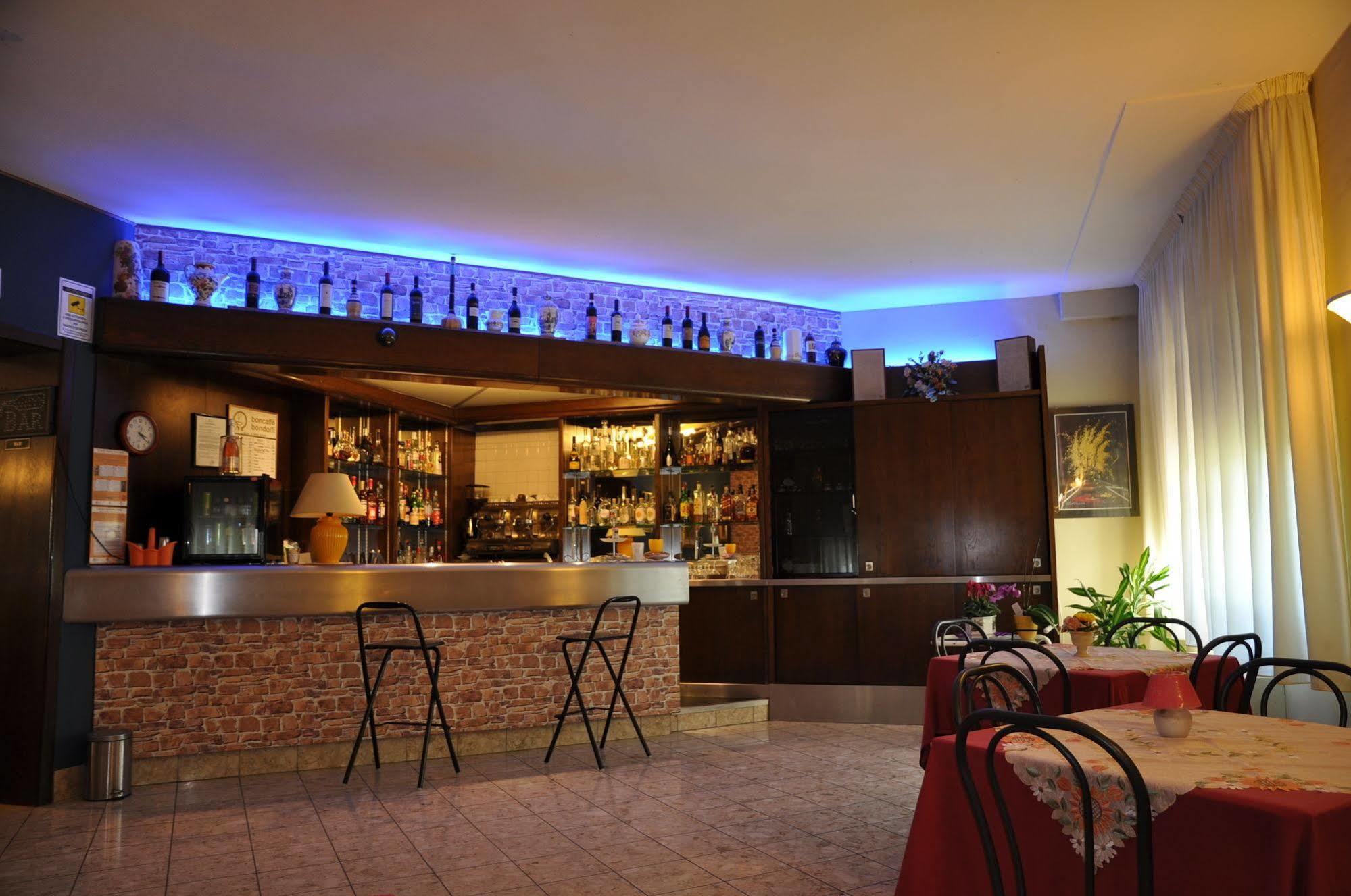 Hotel Firenze Кьянчано-Терме Экстерьер фото